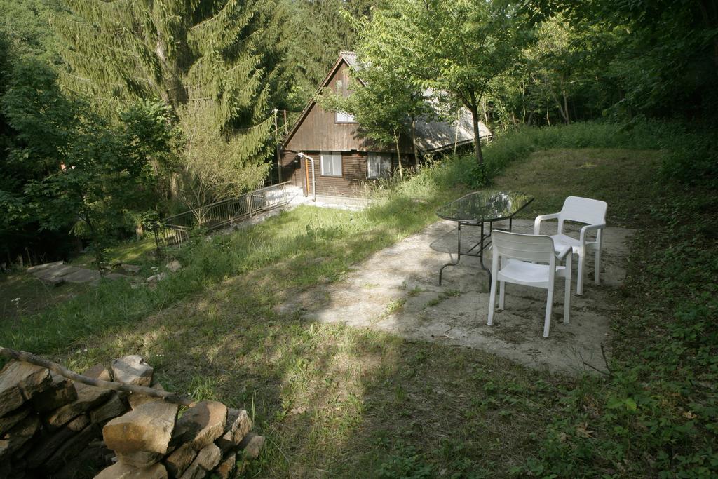 Villa Harangvirág 36 Faház Kismaros Esterno foto