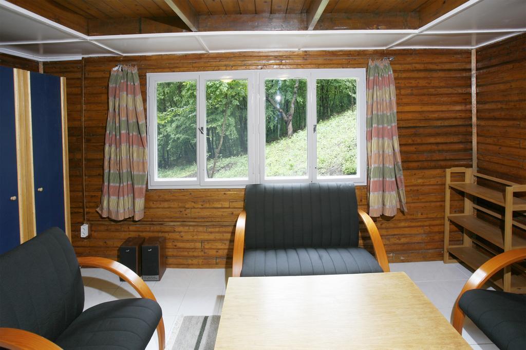 Villa Harangvirág 36 Faház Kismaros Esterno foto
